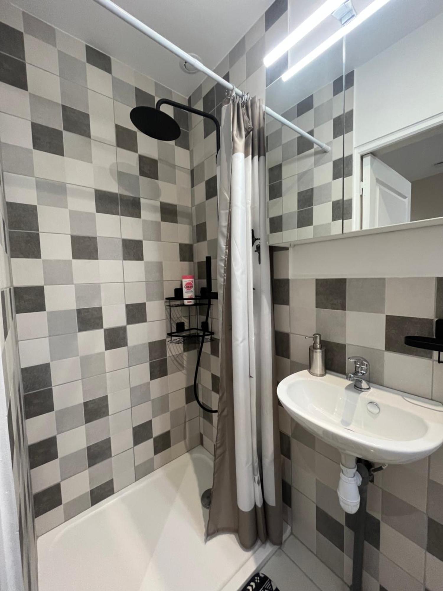 Alta Apartment Bourg-les-Valence Luaran gambar